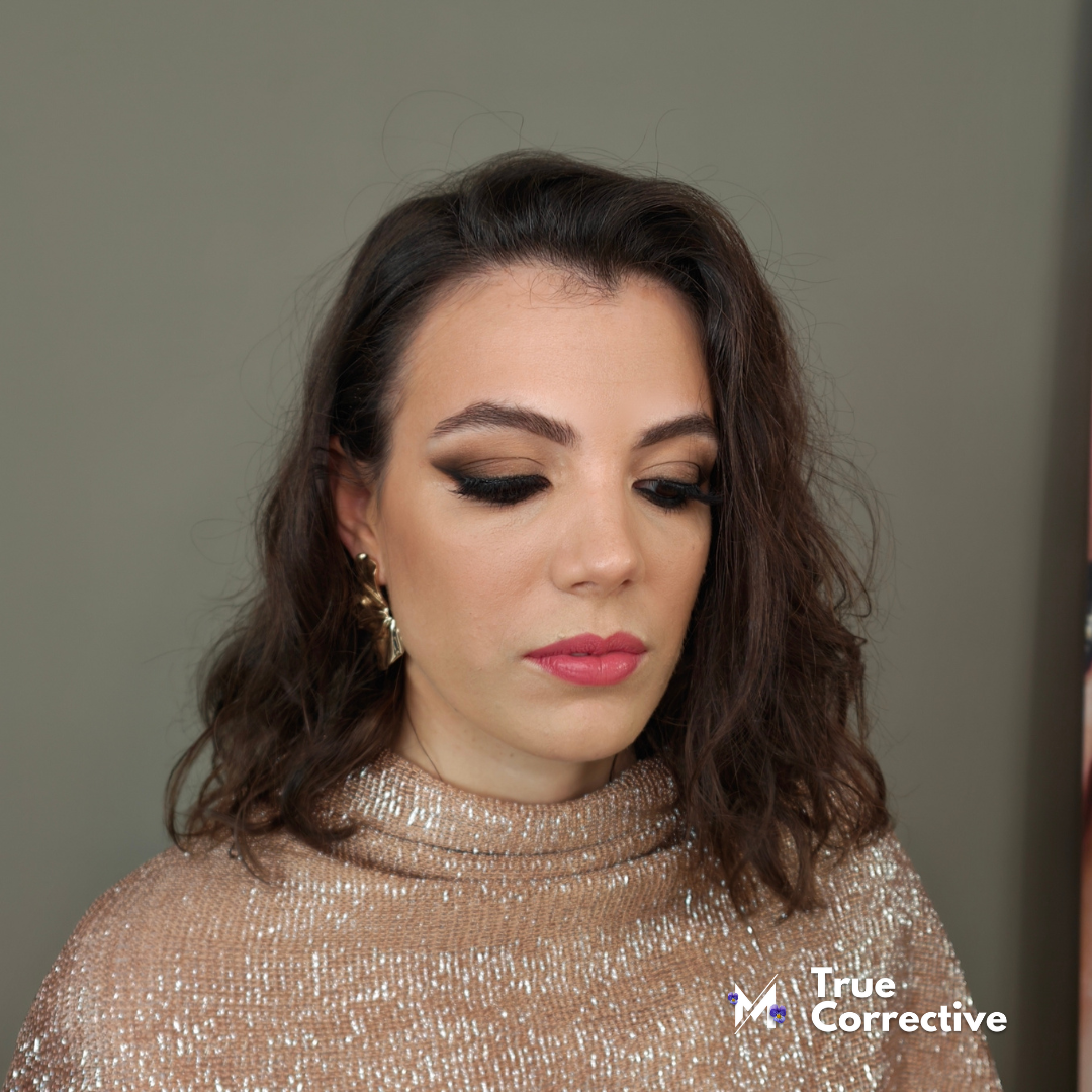 True Corrective • Corso Make Up Online su occhiaie evidenti